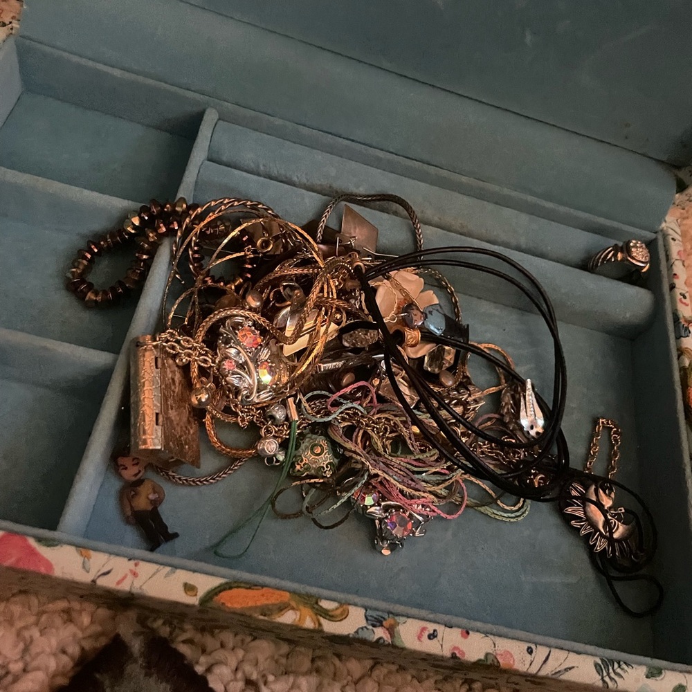 Pick and choose jewelry for best offer, also cheap bundles if interested